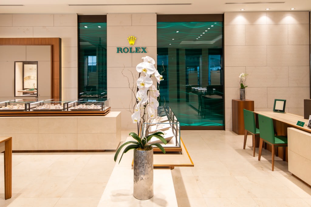 Rolex store square one outlet