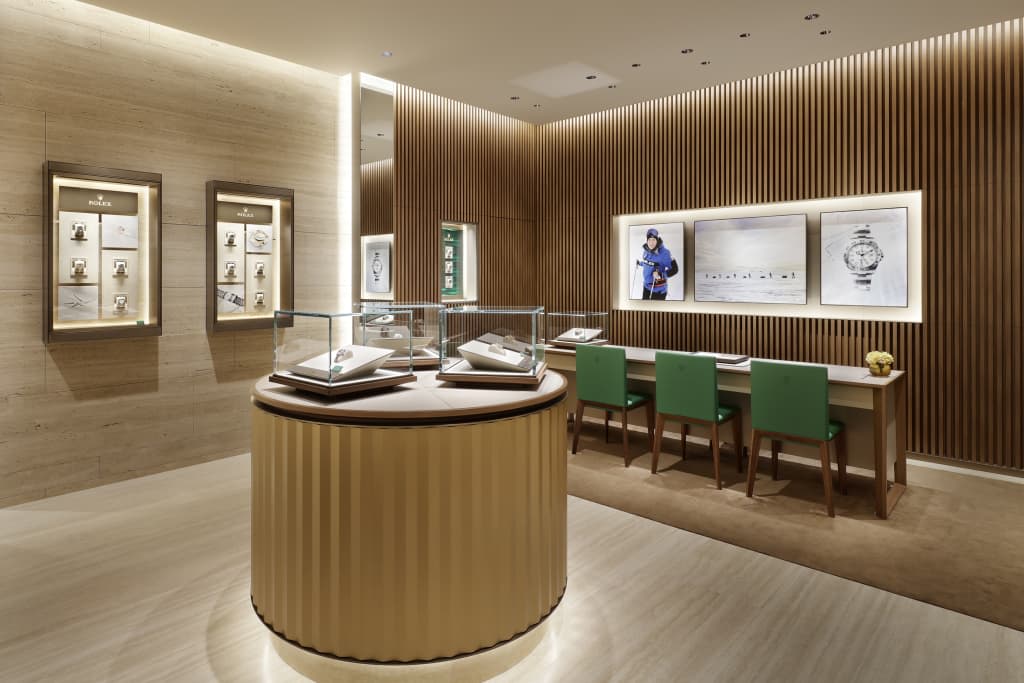 Rolex takashimaya outlet
