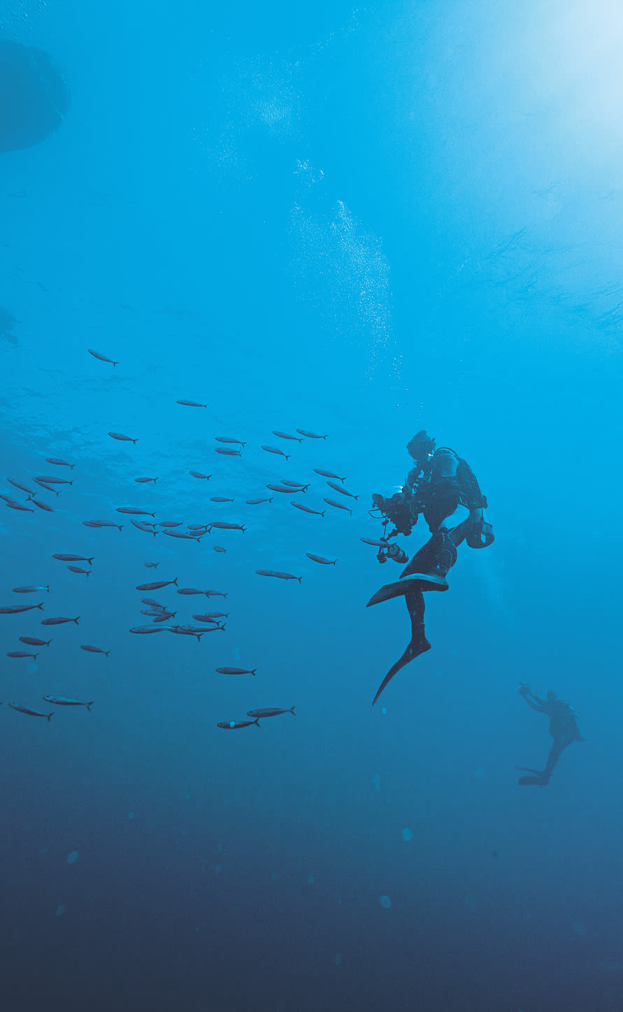 遨游深海，突破极限