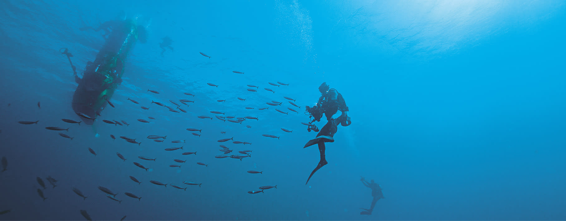 遨游深海，突破极限
