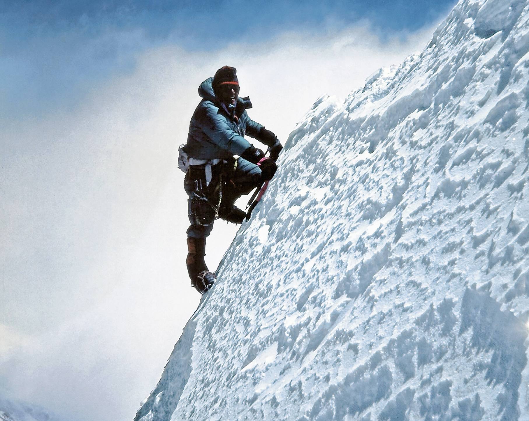 Bersemangat menuju puncak