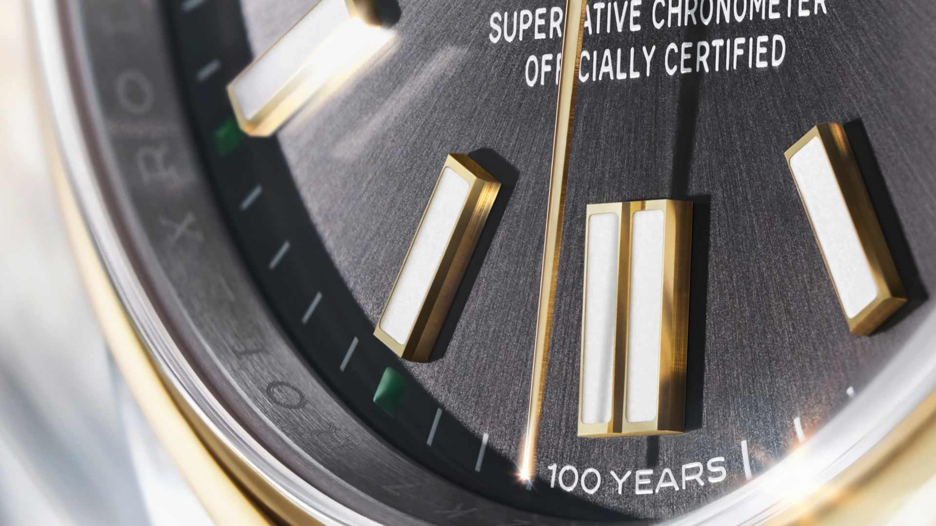 Nouvelle Oyster Perpetual 41 m134303-0001 focus 100