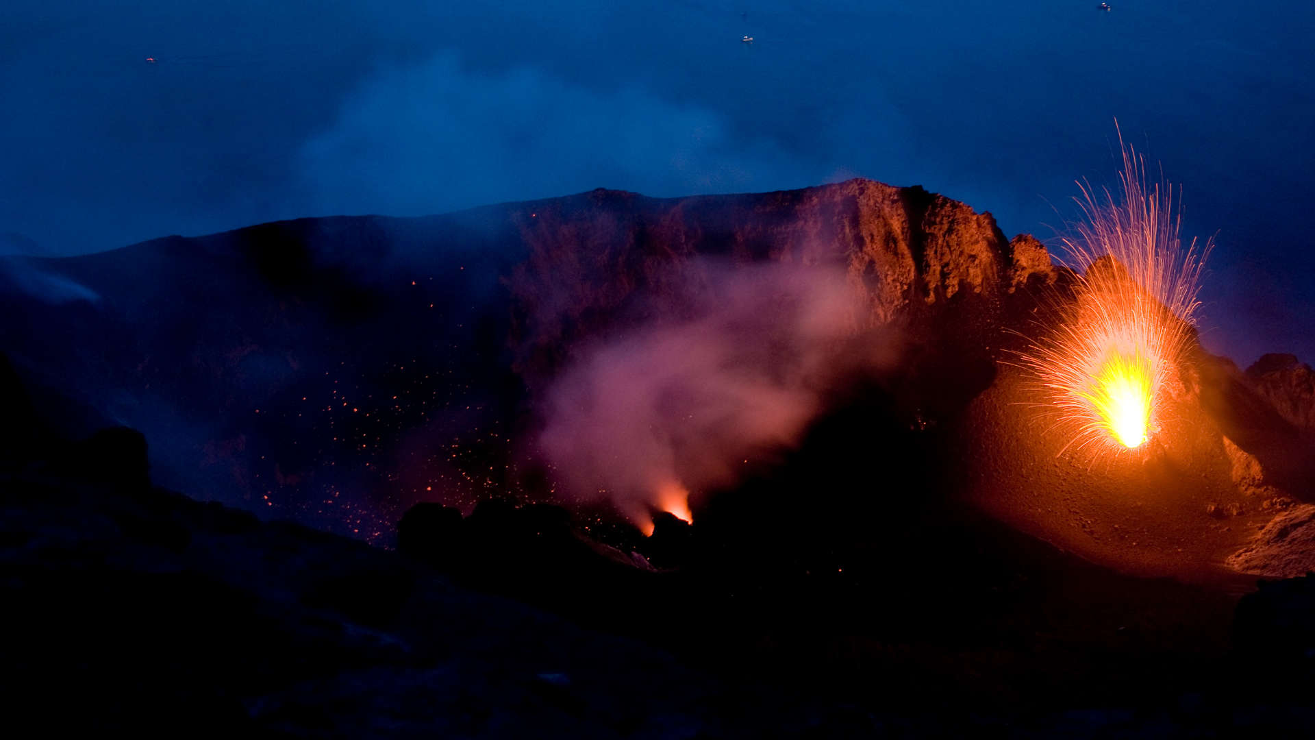 火山から海洋まで