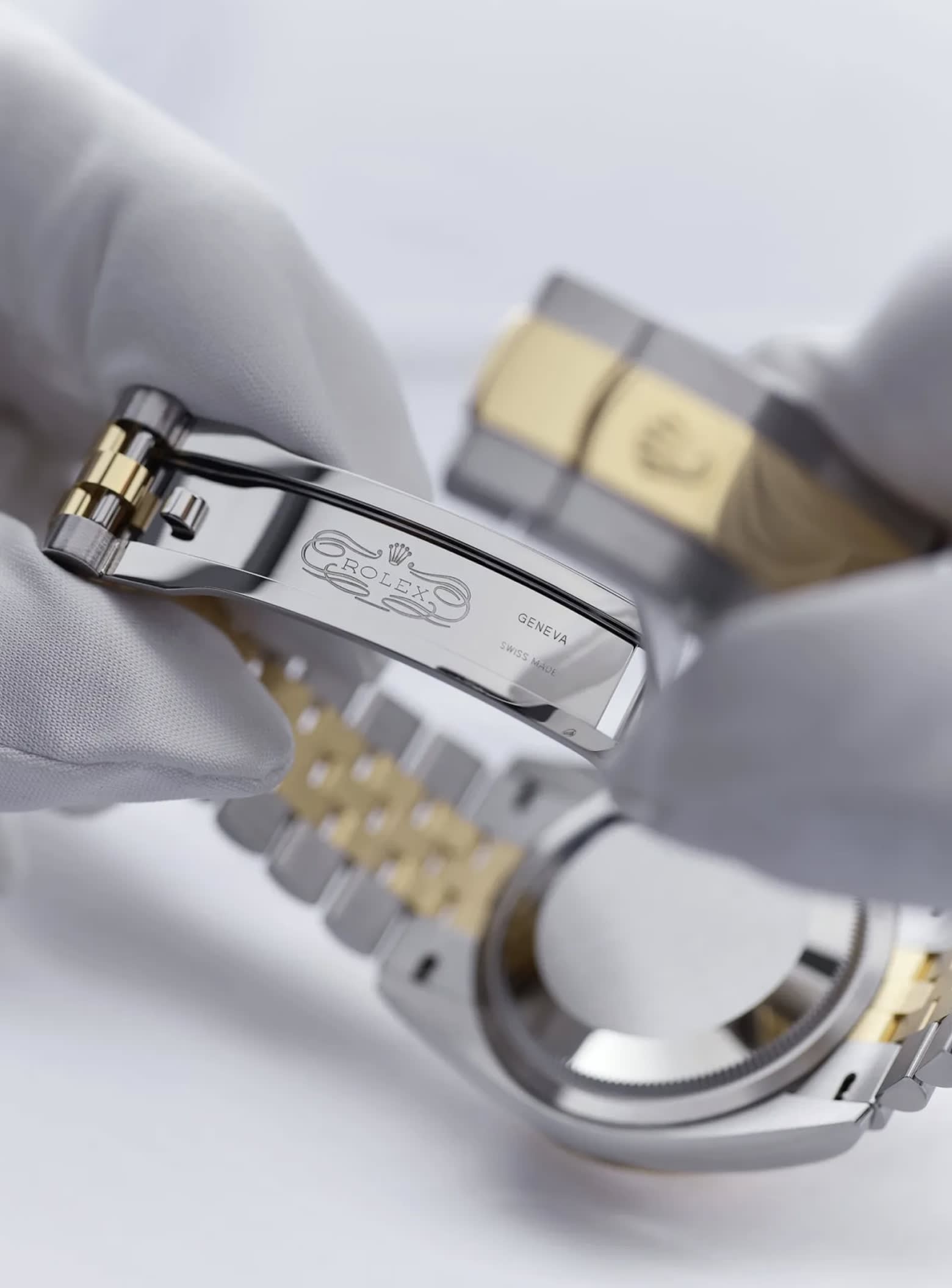 Case and bracelet repair services