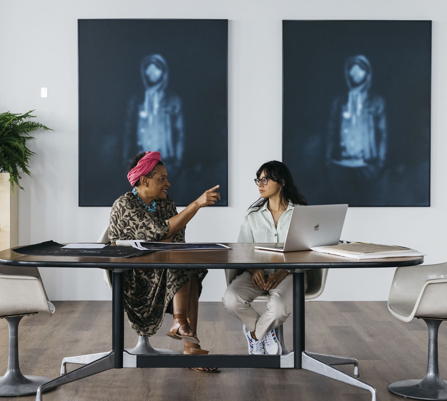 Ủng hộ chương trình cố vấn