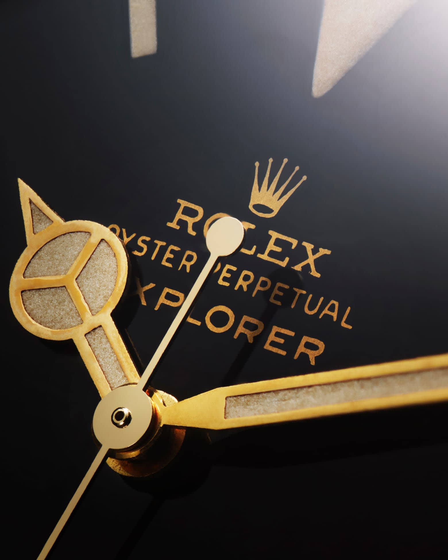 Những kim đồng hồ Explorer đầu tiên