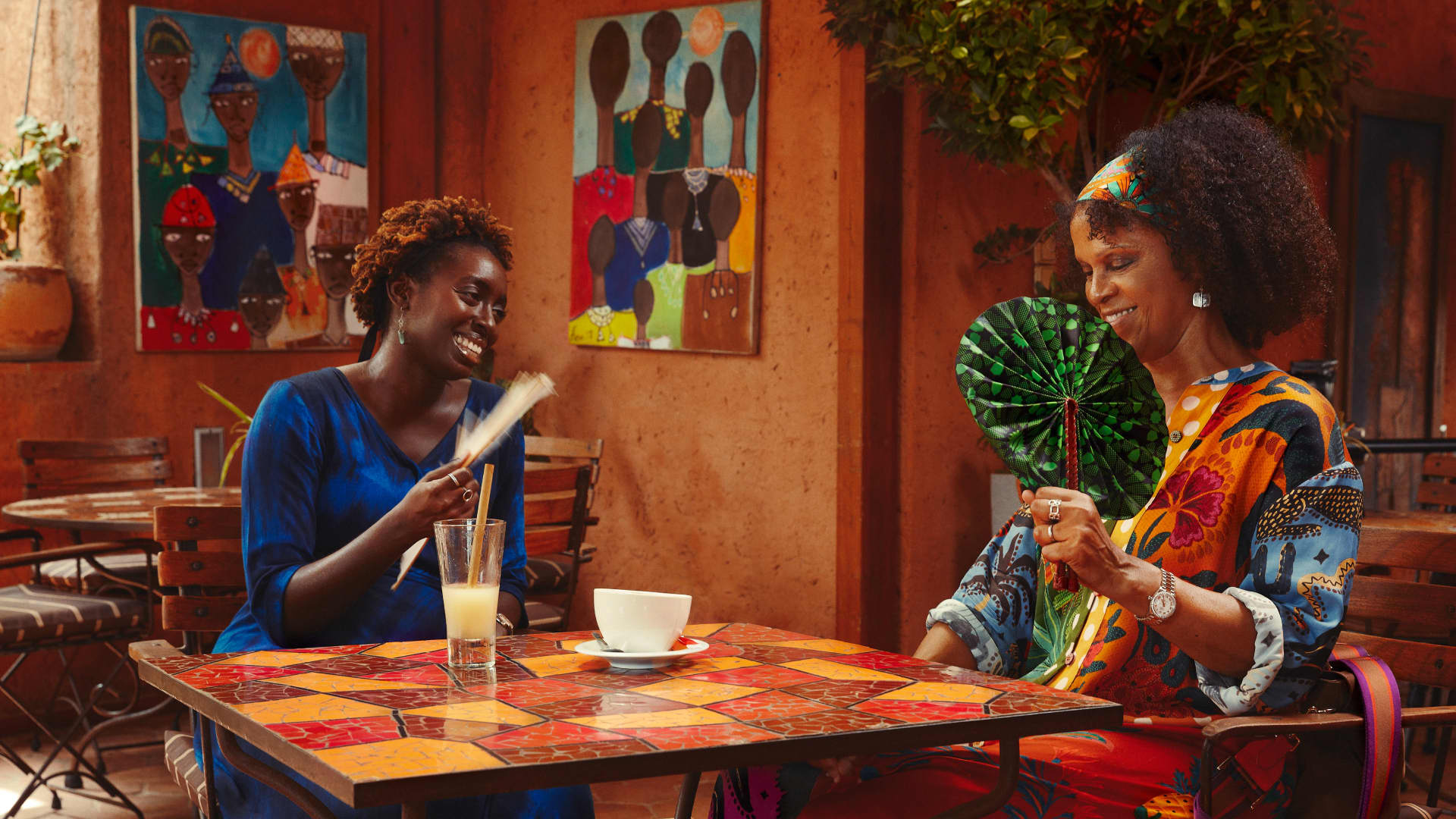 برناردين إيفاريستو وعائشة هارونا عطاء