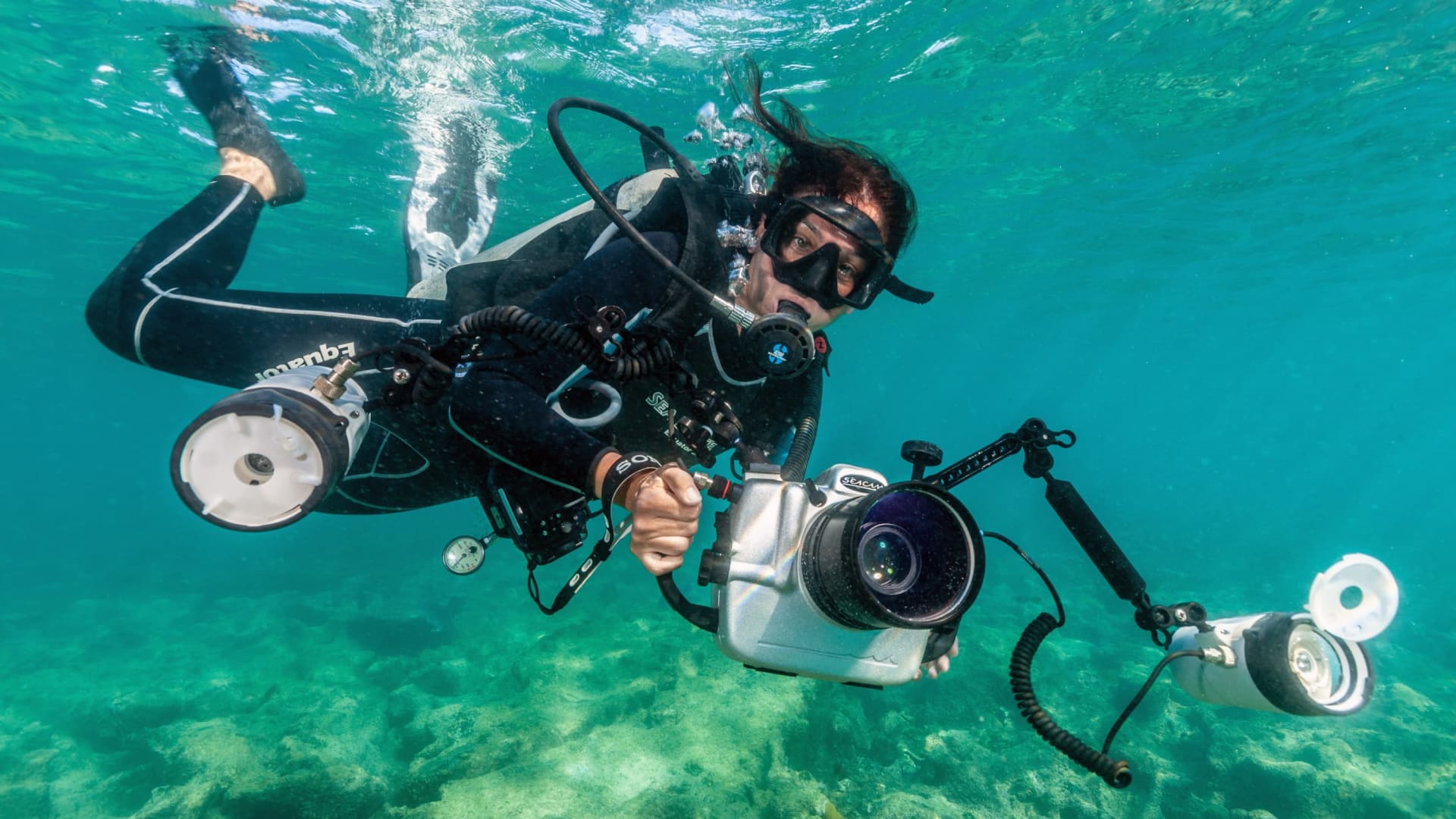 克里斯蒂娜・米特迈尔在水底