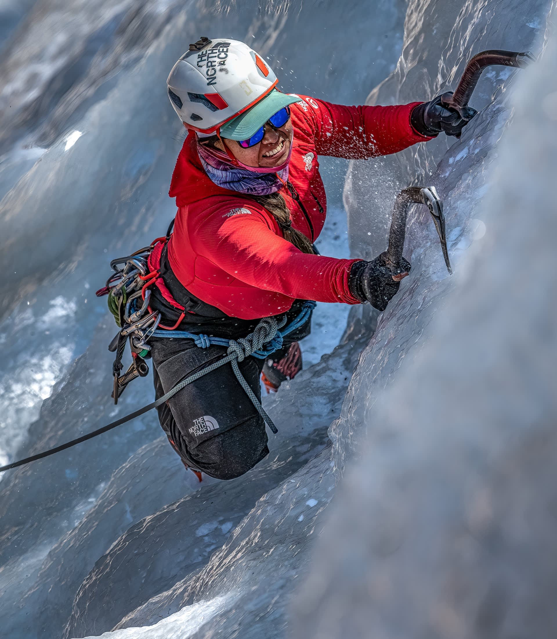 Dawa Yangzum Sherpa com relógio no pulso