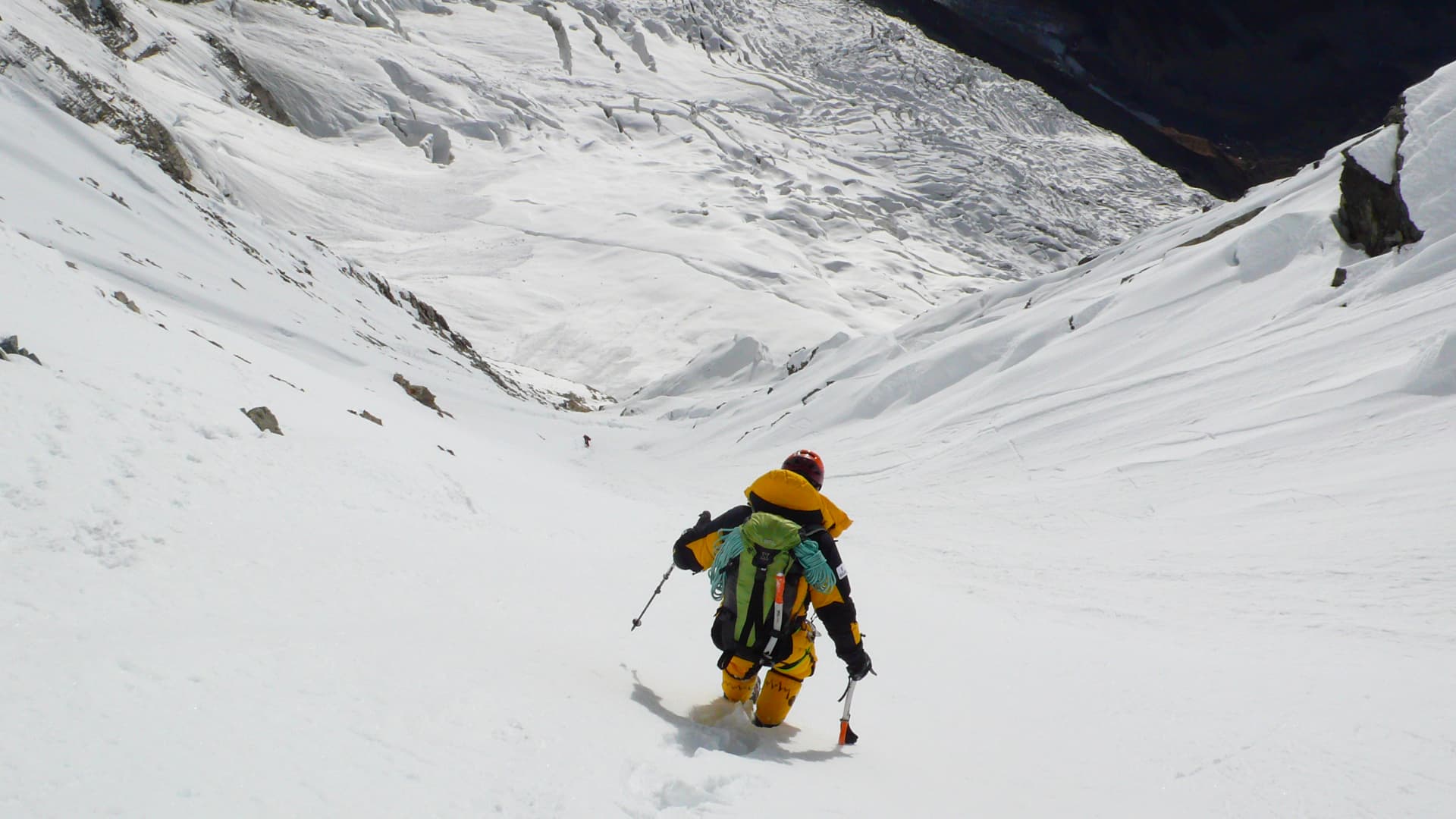 در حال صعود در هیمالیا