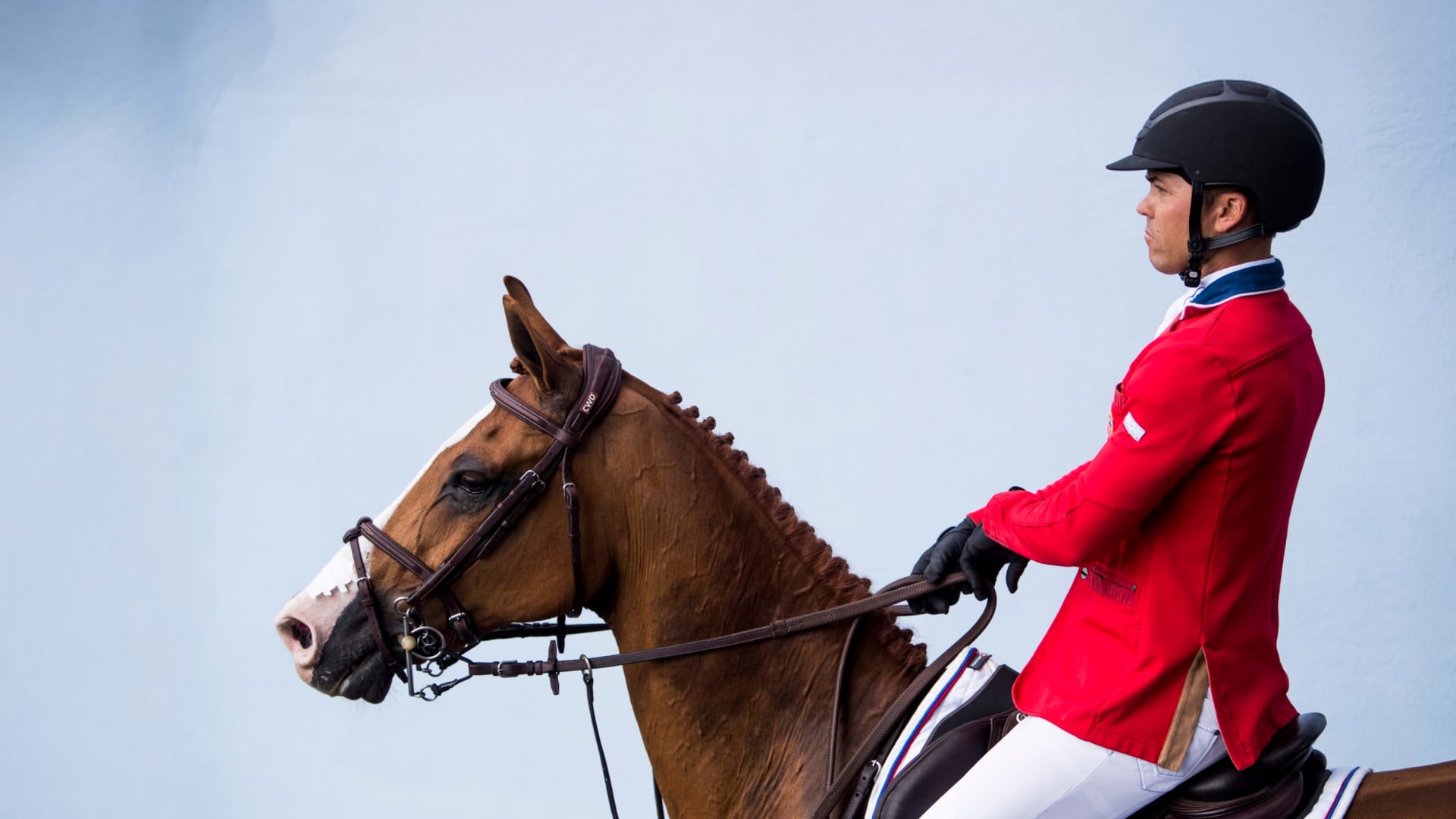 肯特・法靈頓策騎