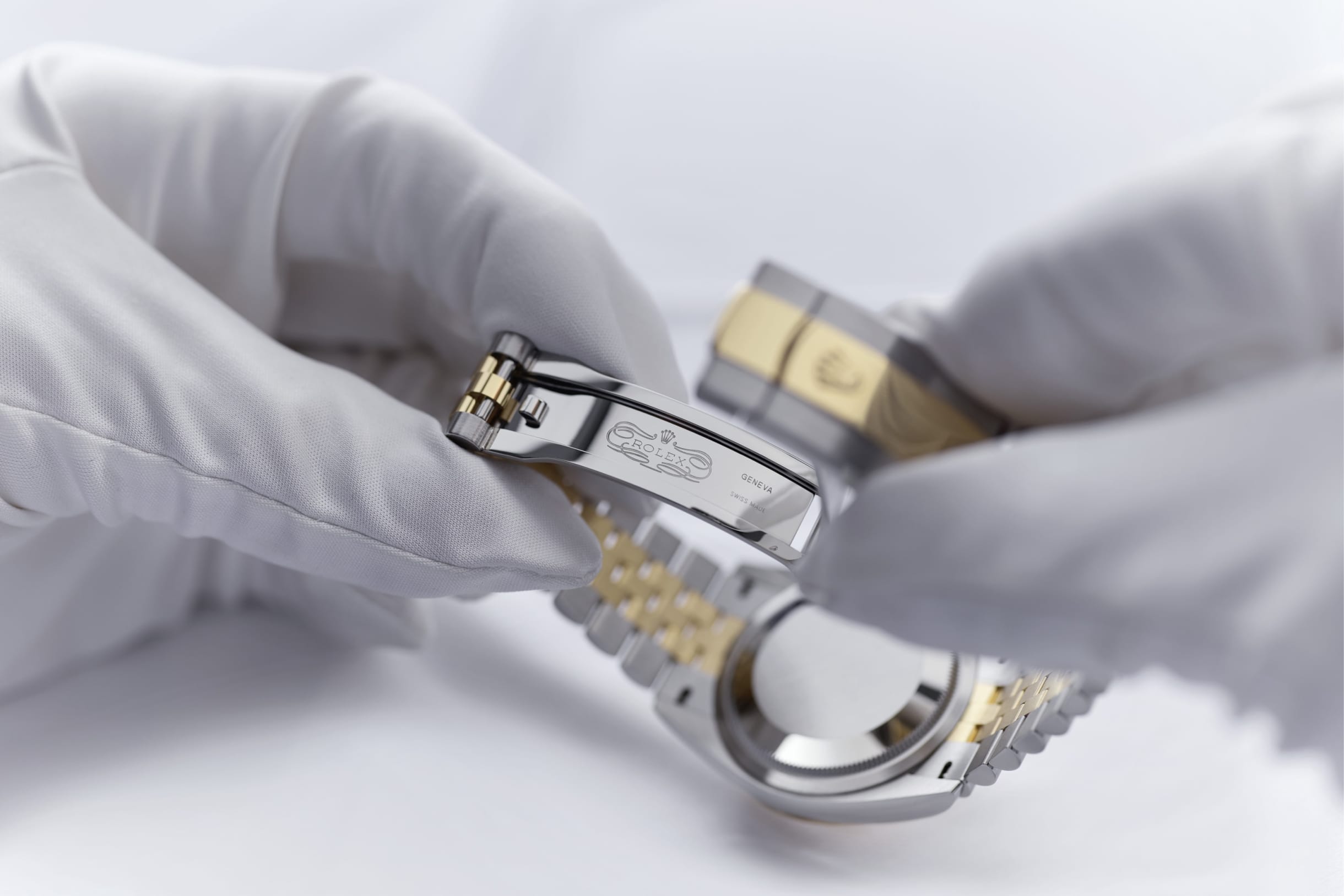 La manutenzione del tuo Rolex La procedura della revisione completa Rolex