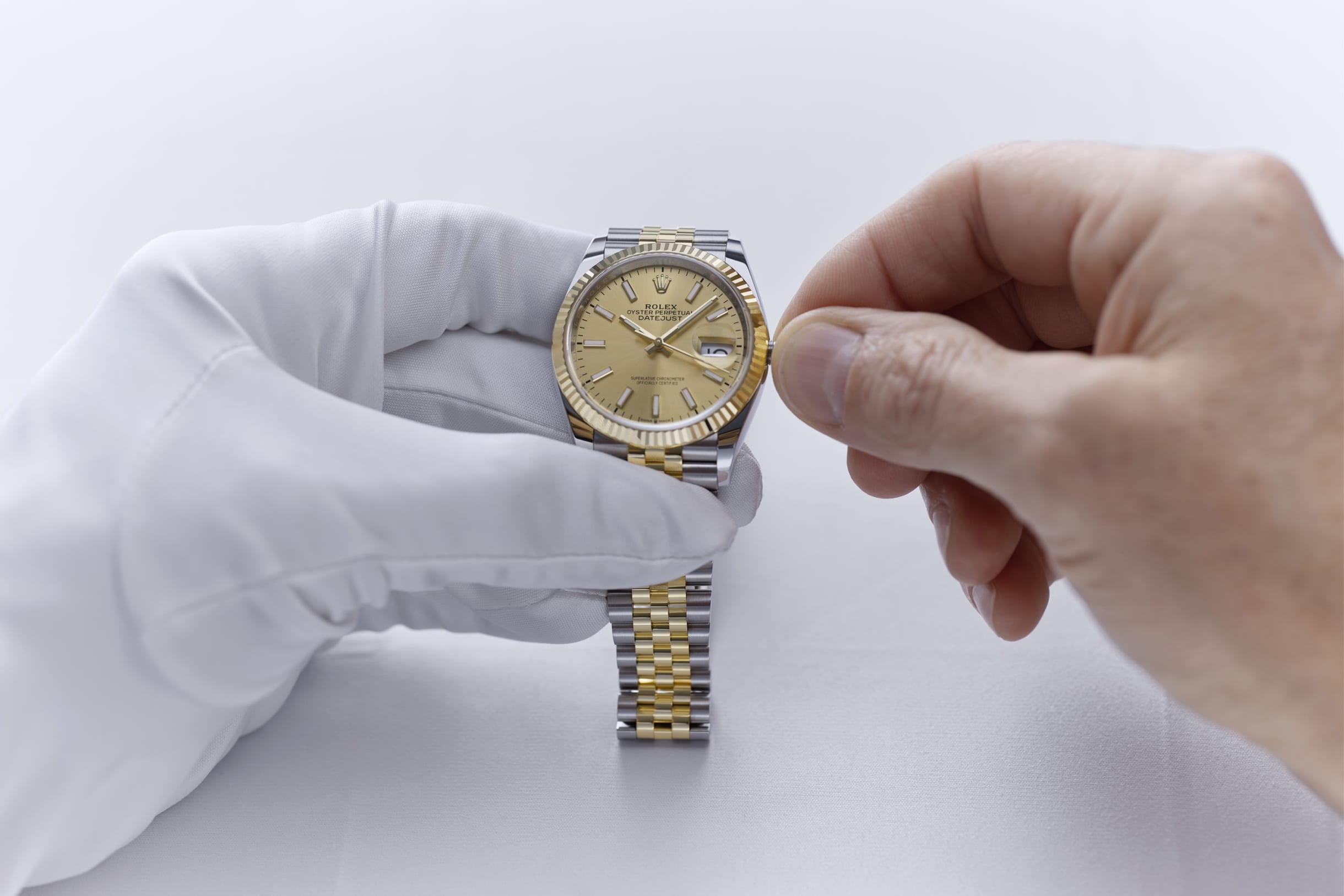 Servicing your Rolex Our servicing procedure Rolex