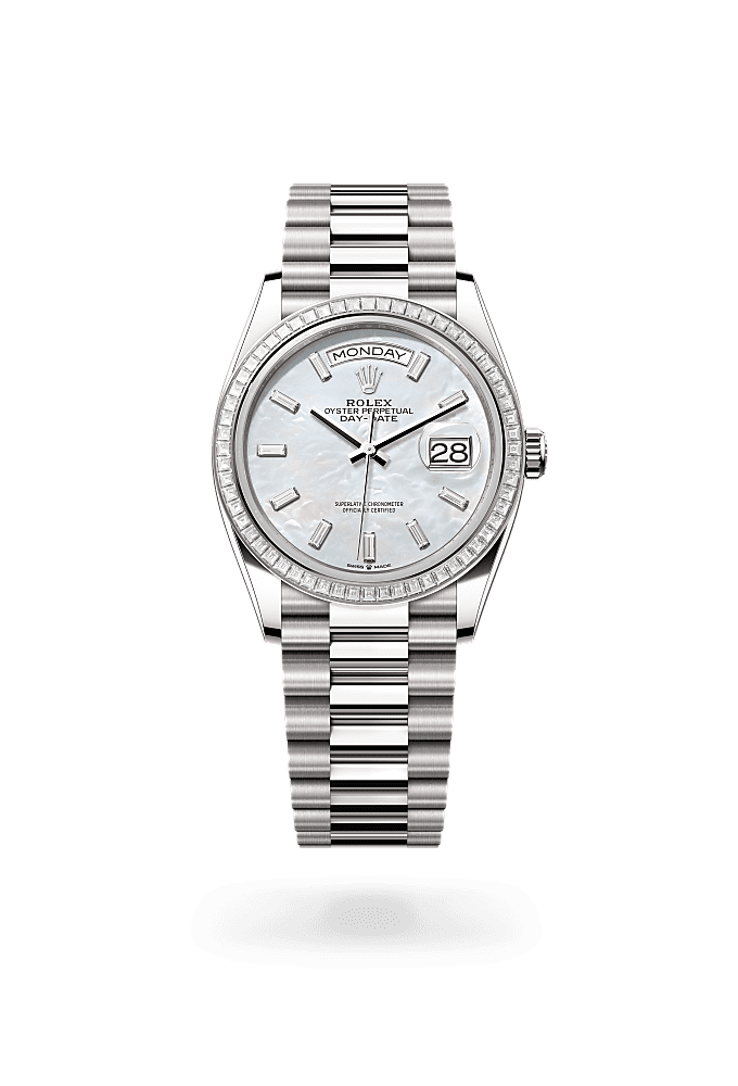 Day-Date 36, Oyster, 36 mm, white gold and diamonds, Dial : White mother-of-pearl set with diamonds, Rolex