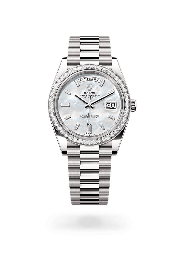 Day-Date 40, Oyster, 40 mm, emas putih dan berlian, Permukaan : Indung mutiara putih bertatahkan berlian, Rolex